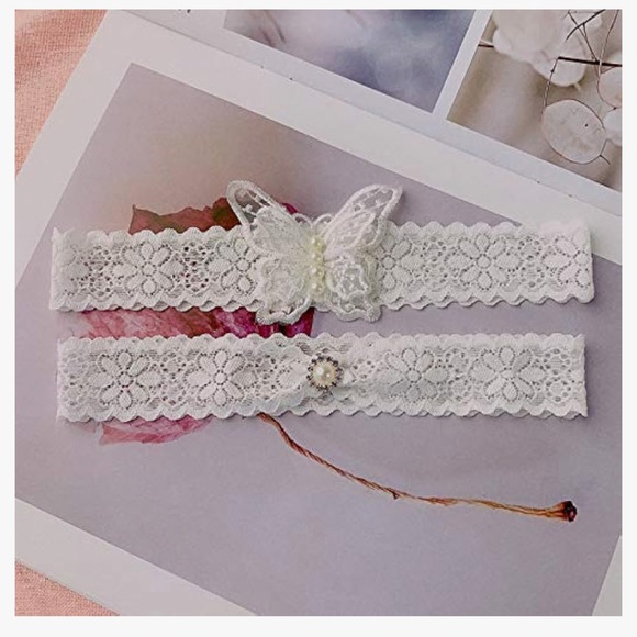 Brand new garters - Picture 2 of 6